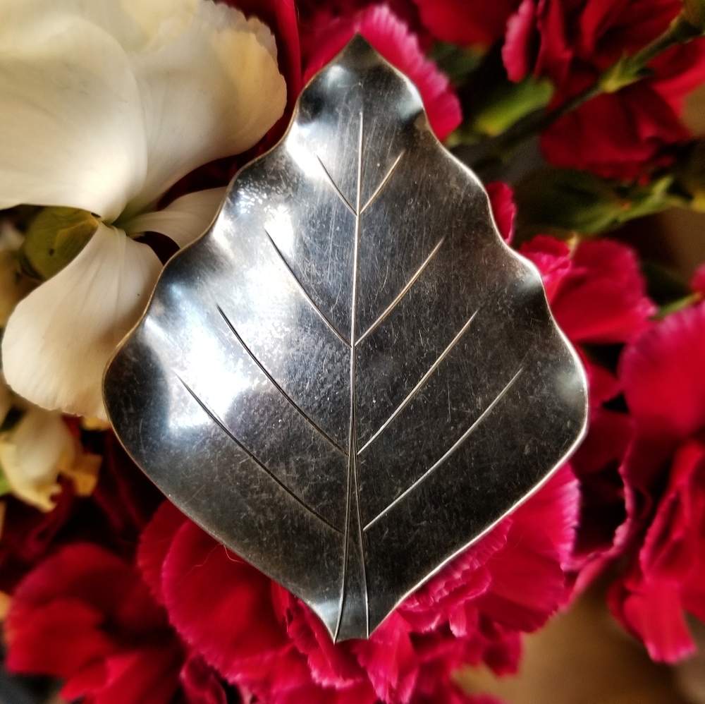 Vintage V.W. Fammik leaf brooch Sterling Silver Denmark 925 pin nature fall